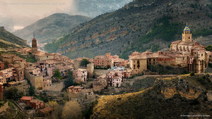 Pueblo medieval de Albarracín al amanecer, Teruel, Aragón, España