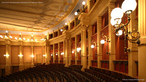 Innenansicht des Bayreuther Festspielhauses, Bayreuth, Bayern