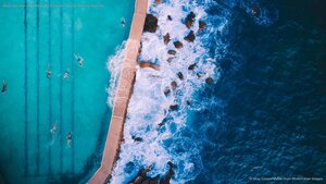 Bird's-eye view of Bronte Baths ocean pool outside Sydney, Australia