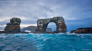Darwin's Arch with Darwin Island in background, Galápagos, Ecuador