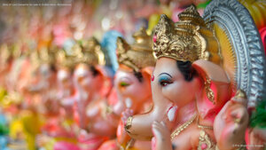 Idols of Lord Ganesha for sale in Gulbai tekra, Ahmedabad