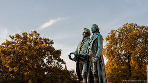 Goethe-Schiller-Denkmal in Weimar, Thüringen