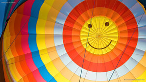 Happy hot air balloon