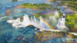 Vista aérea das Cataratas do Iguaçu, Foz do Iguaçu, Paraná