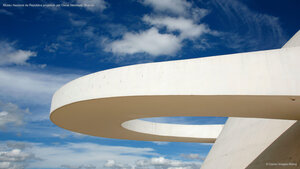 Museu Nacional da República projetado por Oscar Niemeyer, Brasília