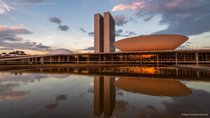 Congresso Nacional ao pôr do sol, Brasília, Distrito Federal