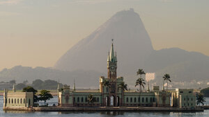 Palácio da Ilha Fiscal e Pão de Açúcar, Rio de Janeiro