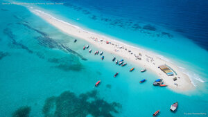 Sand bar in Nakupenda Beach Nature Reserve, Zanzibar, Tanzania