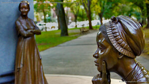 Statues of Phillis Wheatley and Abigail Adams in the Boston Women’s Memorial of Massachusetts