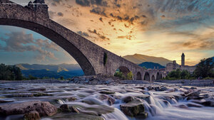 The Ponte Vecchio, a bridge near Bobbio, Italy