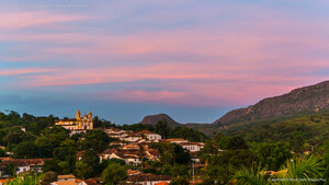 Vista aérea ao nascer do sol em Tiradentes, Minas Gerais