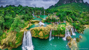 Bản Giốc–Detian Falls on the Quây Sơn River, Vietnam