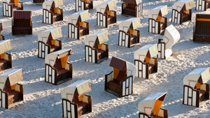 Strandkörbe auf der Insel Rügen, Deutschland